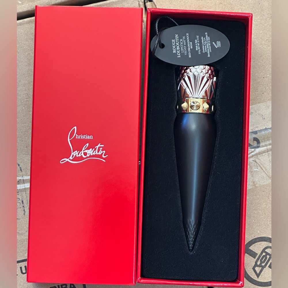 CHRISTIAN LOUBOUTIN ROUGE LOUBOUTIN VELVET MATTE LIPSTICK - RED DRAMADOUCE 005M - Picture 2 of 4